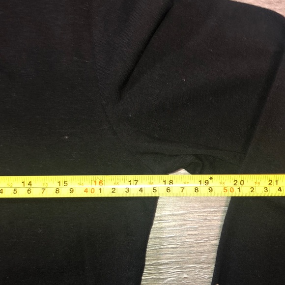 Forever 21 black turtle neck crop top - Picture 3 of 8